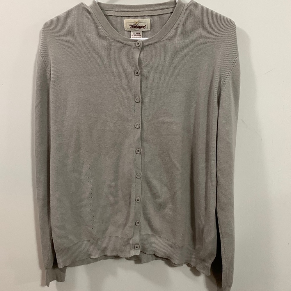 Worthington Women’s Cardigan light gray, Size XL, very good condition